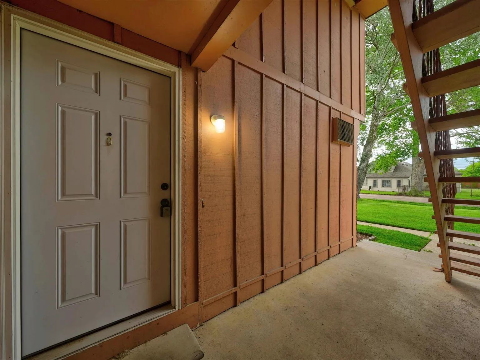 1 bed, 650 sqft, $950 — Photo 3