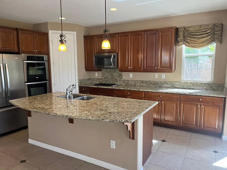35495 Domani Dr — Photo 4