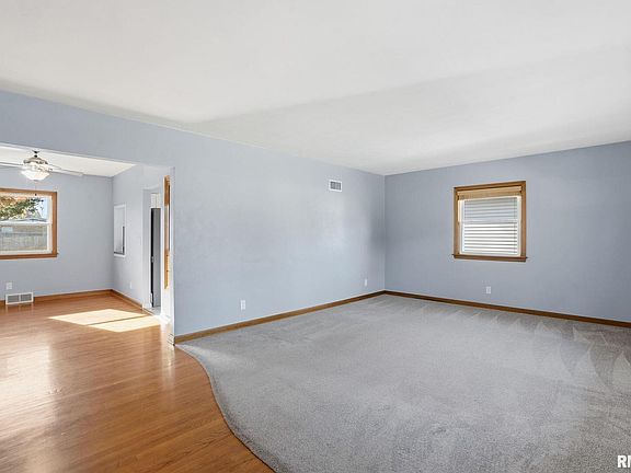 5th image of 2429 E Central Park Ave