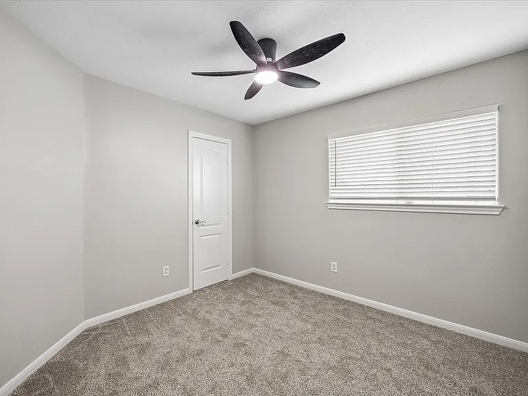 23226 Postwood Park Ln — Photo 16