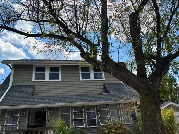 888 Harrison Ave, Akron, OH 44314