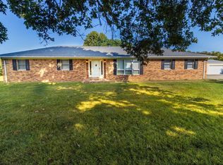 1013 N Atkinson Rd, Vincennes, IN 47591