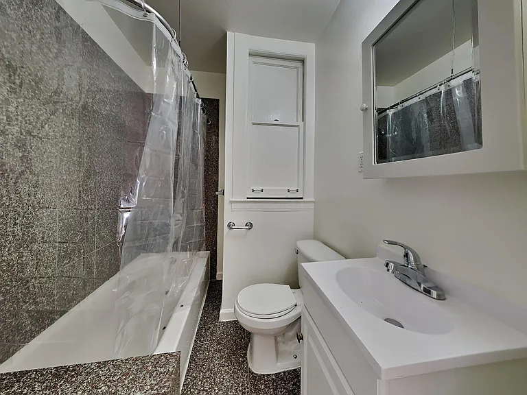 146 McAllister St — Photo 37