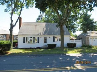 309 Aiken Ave, Lowell, MA 01850