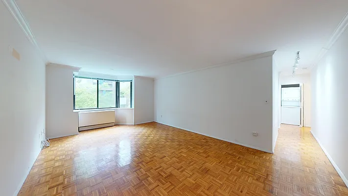 Rented by Bond New York | media 2