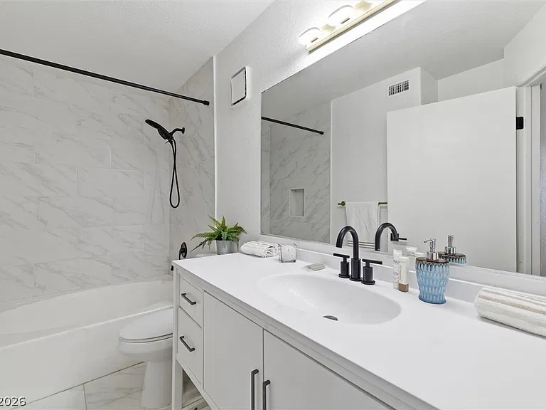 7950 W Flamingo Rd #1187 — Photo 25