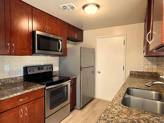 4th image of 15119 SE 43rd St