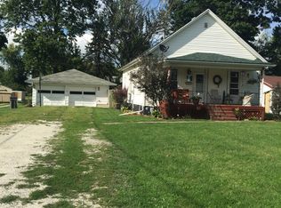 504 E Latimer St, Abingdon, IL 61410