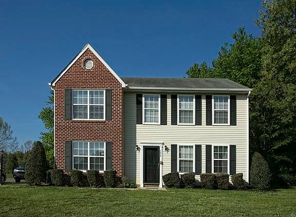 2nd image of 5808 English Oak Ct