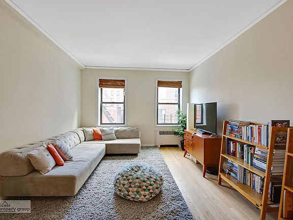3rd image of 251 Seaman Ave APT 5B