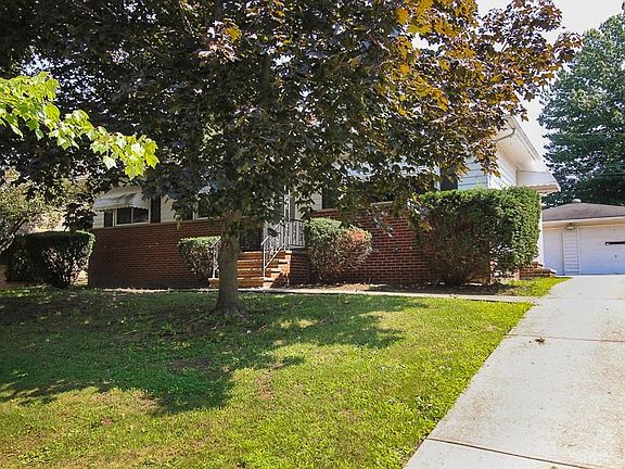 4th image of 4855 Donovan Dr