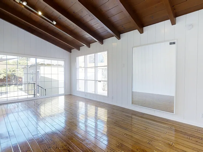 3758 Tuller Ave — Photo 14