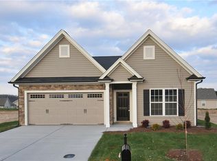 5727 Midstream Cir, Clemmons, NC 27012