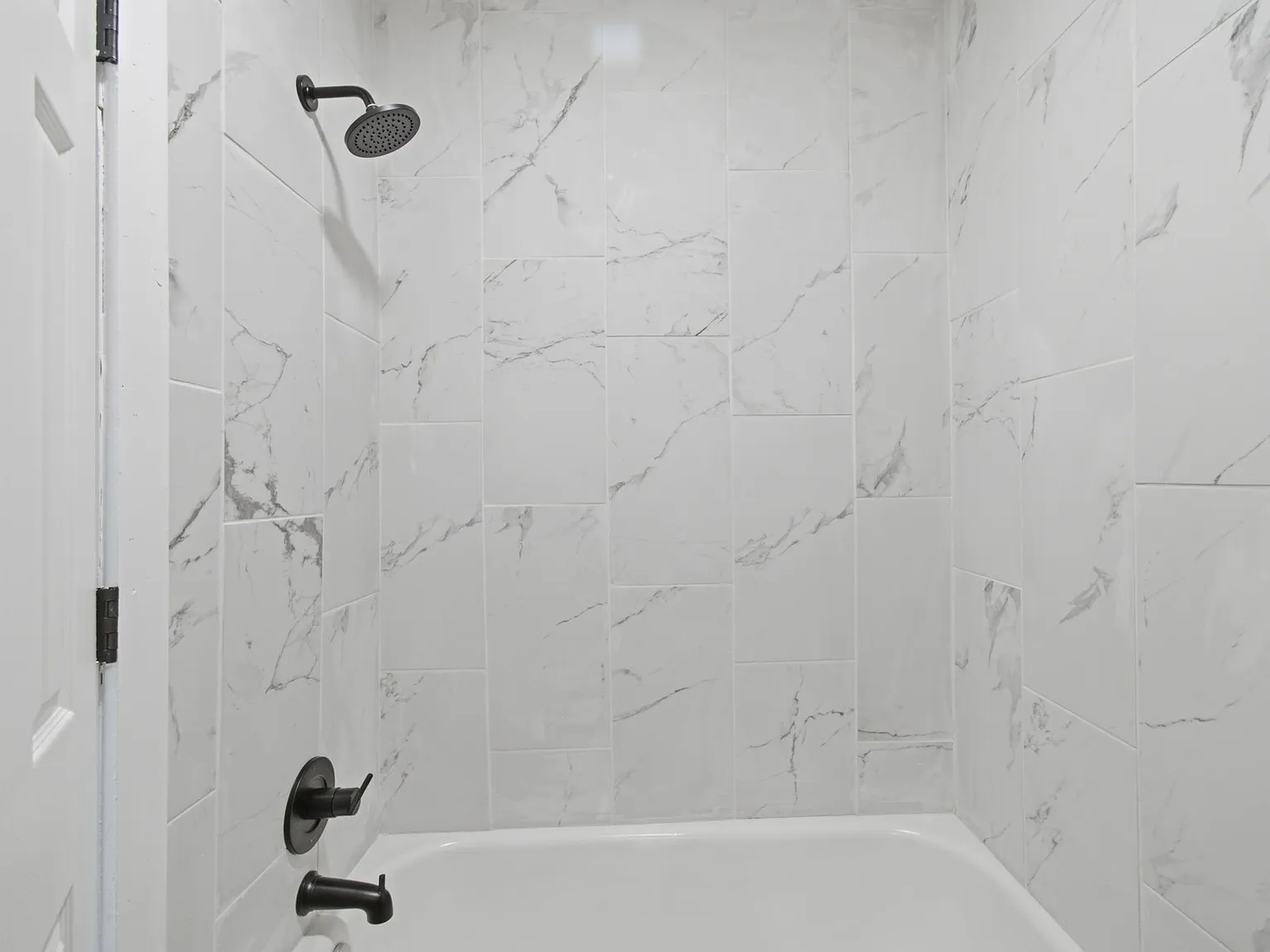 2 bed, $1,200 — Photo 4
