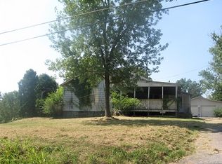1207 Summit St, Athens, TN 37303