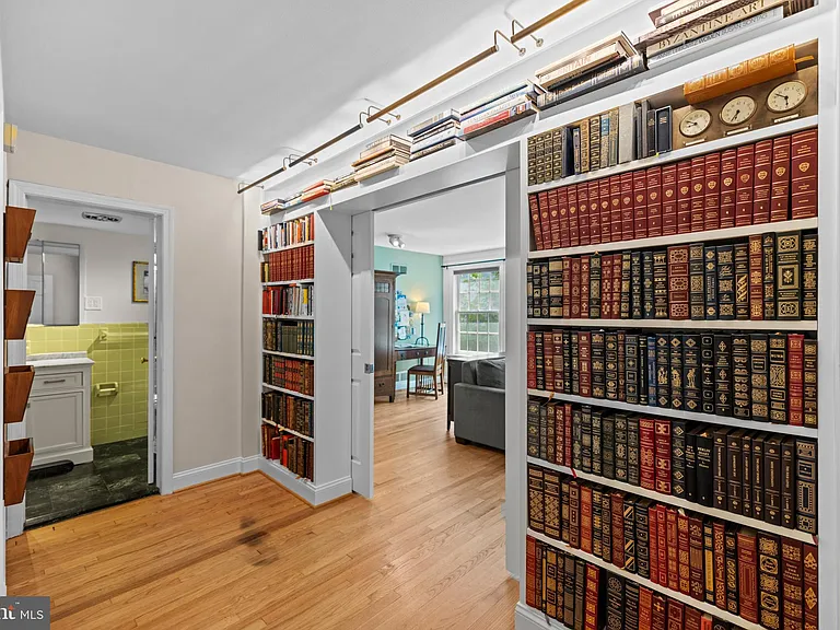 2426 I St NW — Photo 22