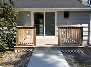 203 Coles Ferry Rd, Gallatin, TN 37066