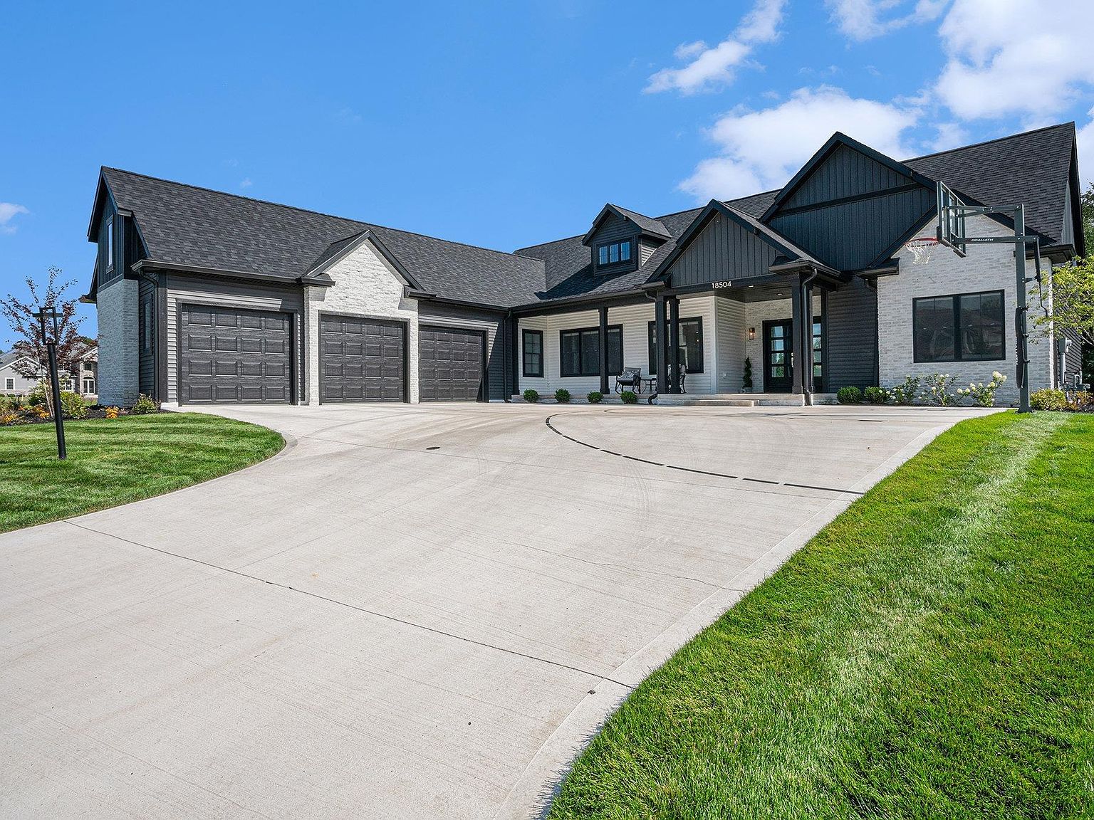 18504 Fontana Dr, South Bend, IN 46637 | Zillow