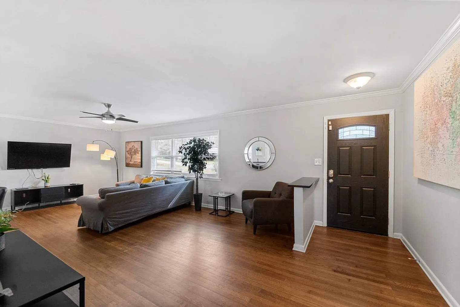 5 bed, 3.0 bath, 2798 sqft, $8,051 — Photo 4