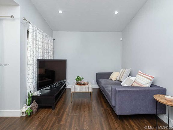 5th image of 6133 NW 171st St #0