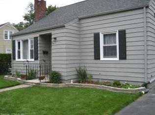 23 Elmer Ave, Hamden, CT 06514