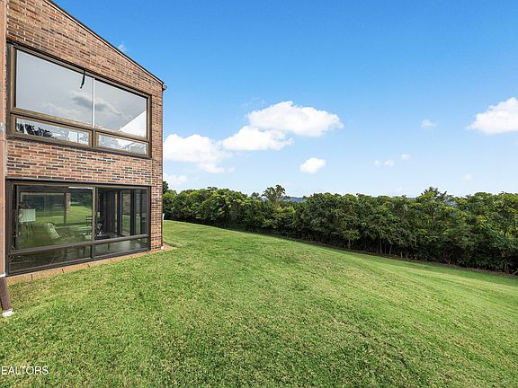 3rd image of 6206 Mountain Park Dr #6