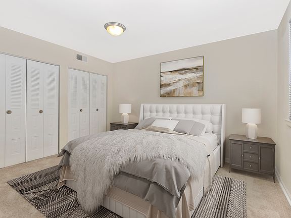 Spacious Bedroom | Hyattsville MD Apartment Homes | Landmark Apartments