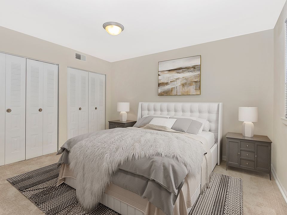 Spacious Bedroom | Hyattsville MD Apartment Homes | Landmark Apartments