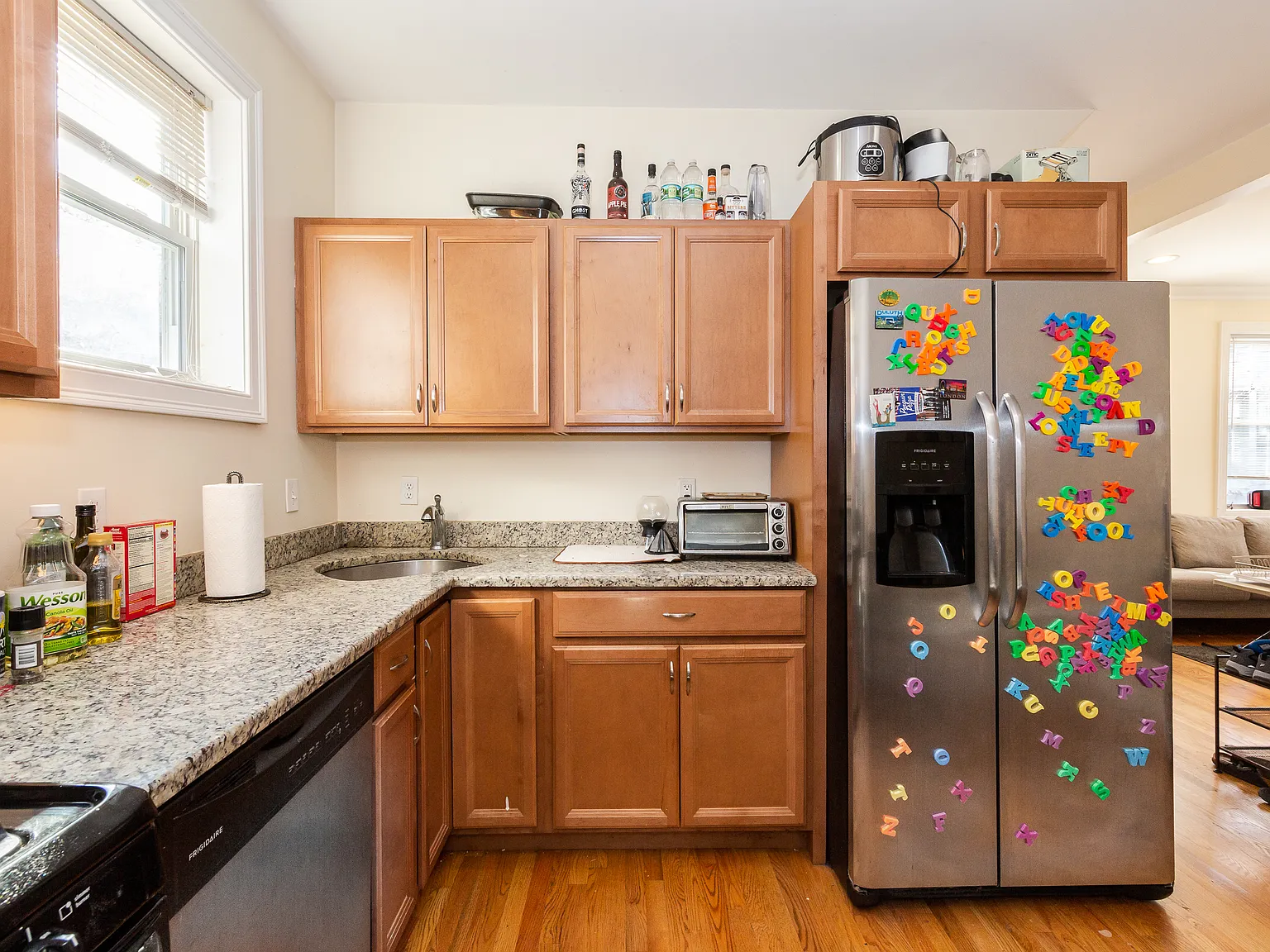 4 bed, $6,000 — Photo 4