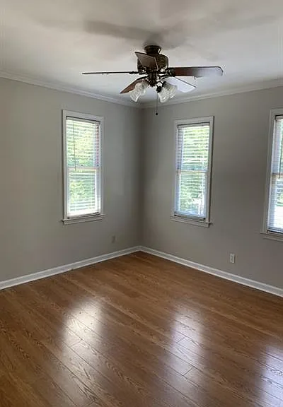 831 Clairemont Ave — Photo 17