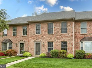 108 Melbourne Ln, Mechanicsburg, PA 17055