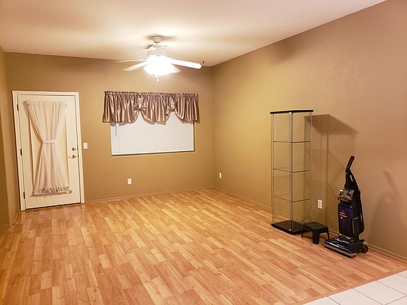 2nd image of 3735 E Longhorn Dr