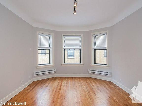 3rd image of 2317 N Rockwell St #826