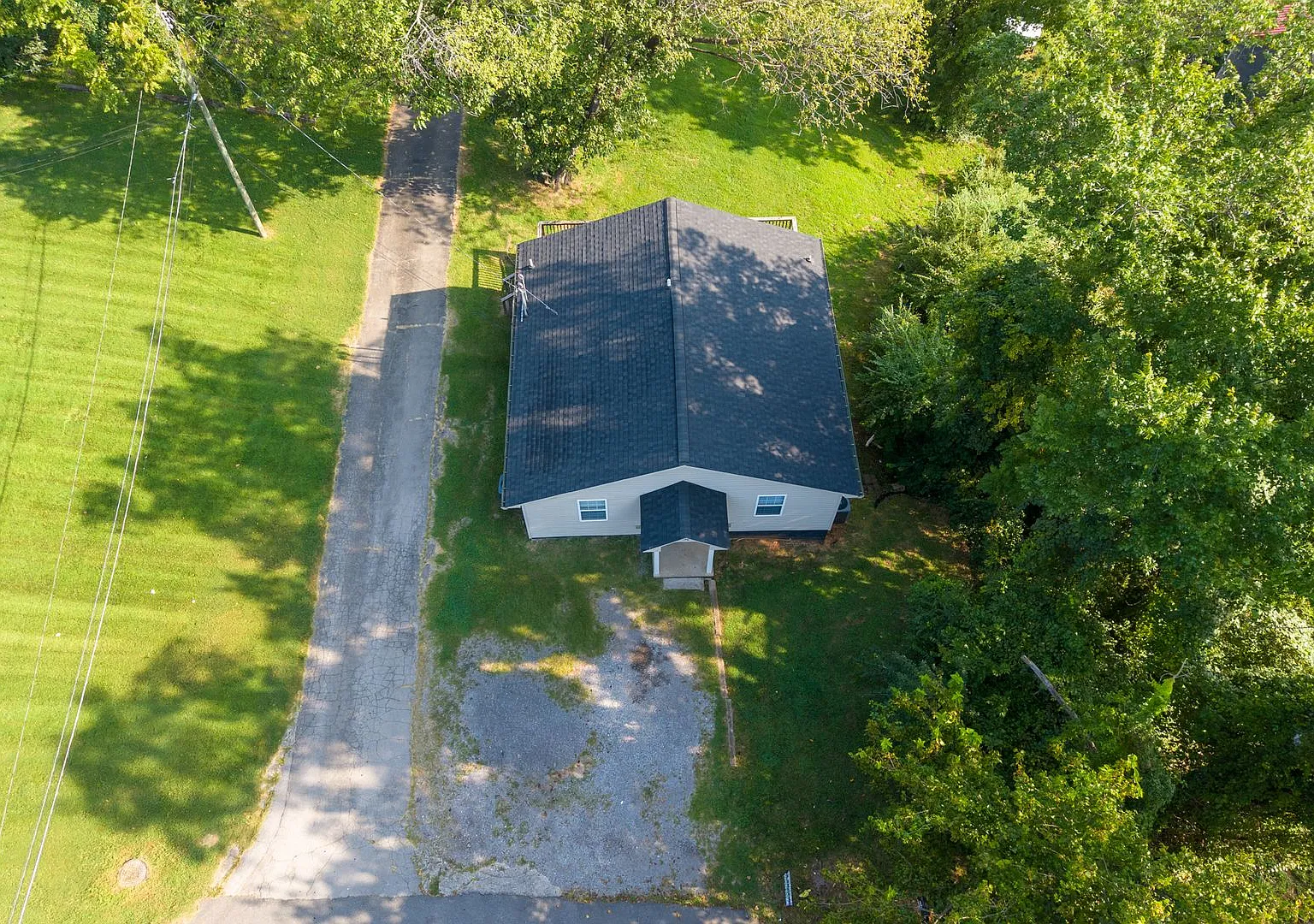 308 Gill Street — Photo 2