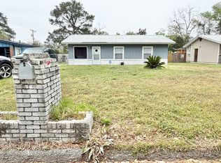 1437 Audubon Dr, Savannah, GA 31415