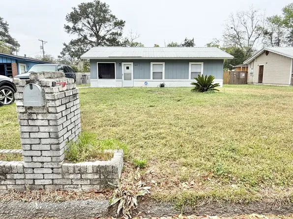 1437 Audubon Dr, Savannah, GA 31415