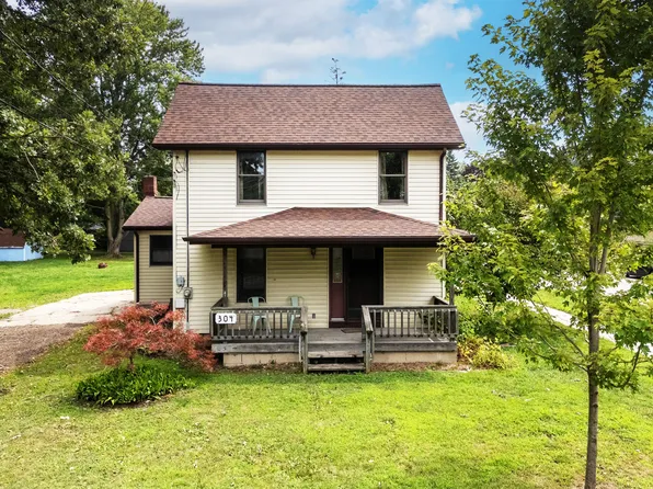 304 N Hartel Rd, Potterville, MI 48876
