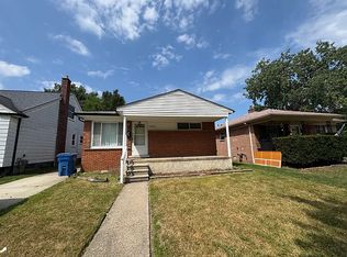 20861 Atlantic Ave, Warren, MI 48091
