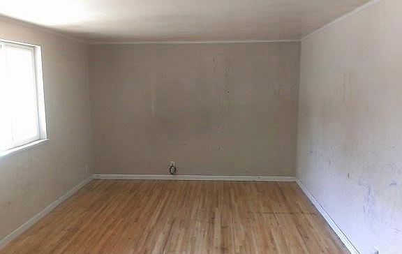 3rd image of 4434 S Summerwood St
