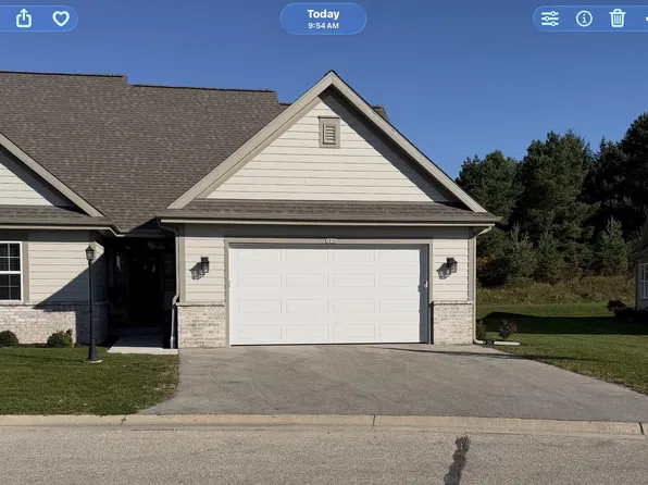 1787 Cedar Ridge DRIVE #216-2, Slinger, WI 53086