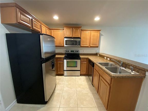 4th image of 3767 Collingwood Ln