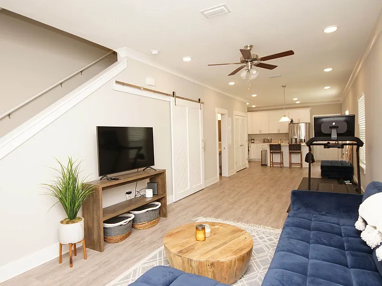 392 Date Palm Ln — Photo 10