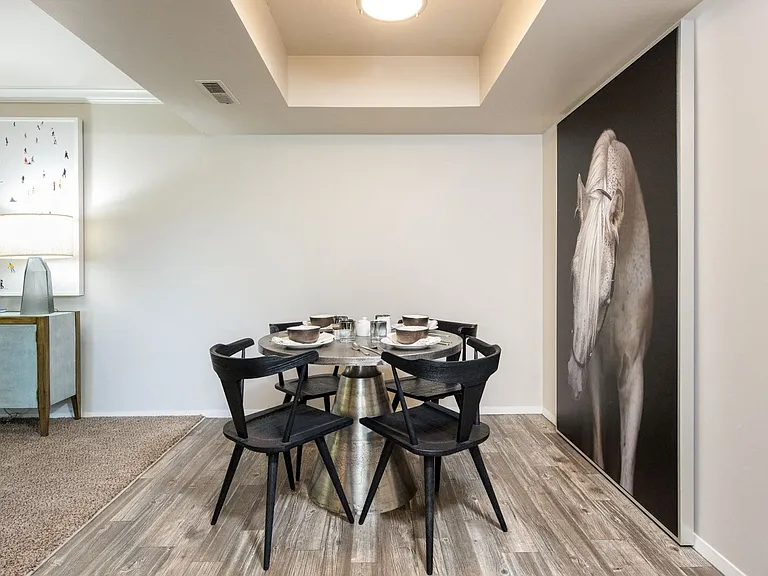 Cobble Creek Apartments — Photo 17