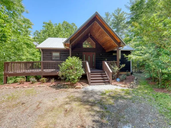 855 Smokey Hollow Dr, Murphy, NC 28906