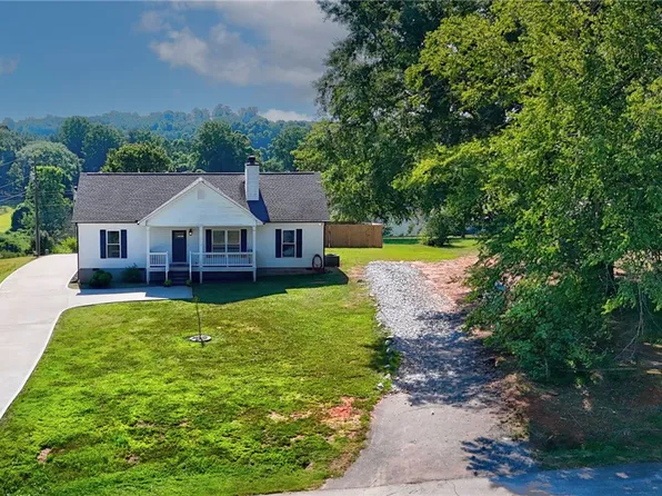 664 Debra Dr, Westminster, SC 29693