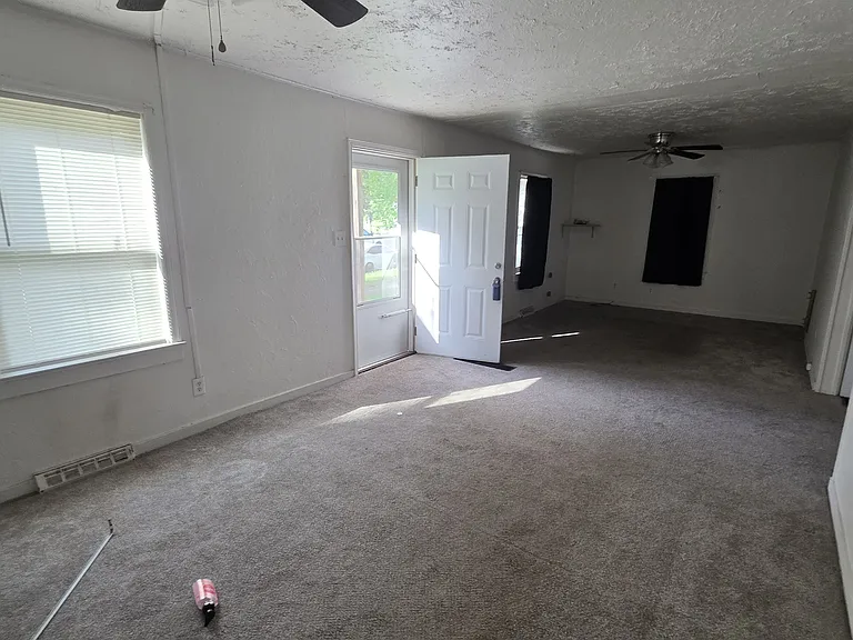 1003 W Sunset Ave — Photo 15