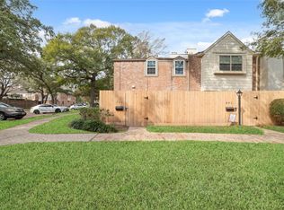 889 Wax Myrtle Ln, Houston, TX 77079