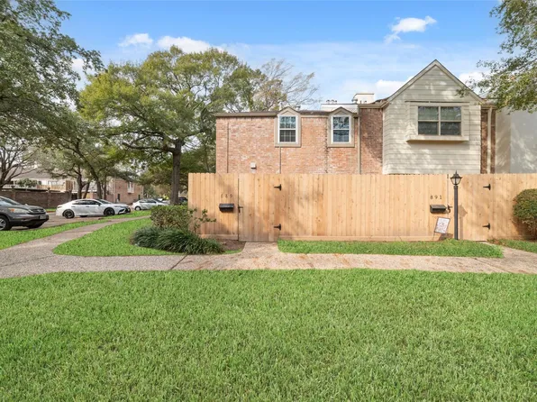 889 Wax Myrtle Ln, Houston, TX 77079