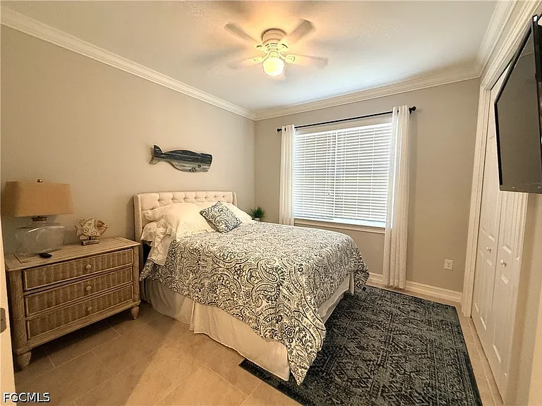 3920 King Edwards St — Photo 15