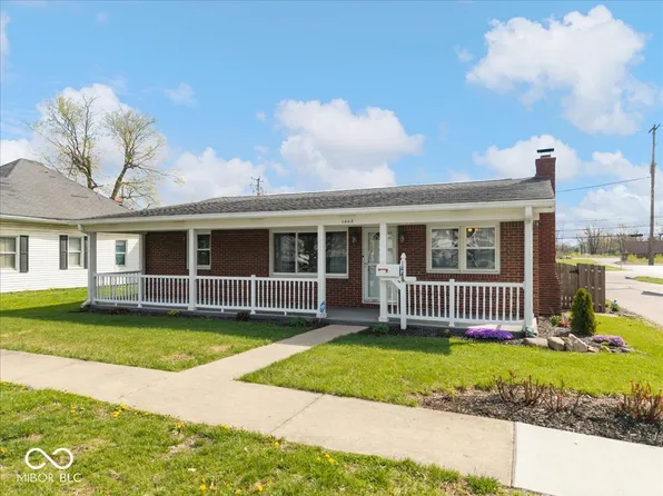 1448 S 9th St, Noblesville, IN 46060